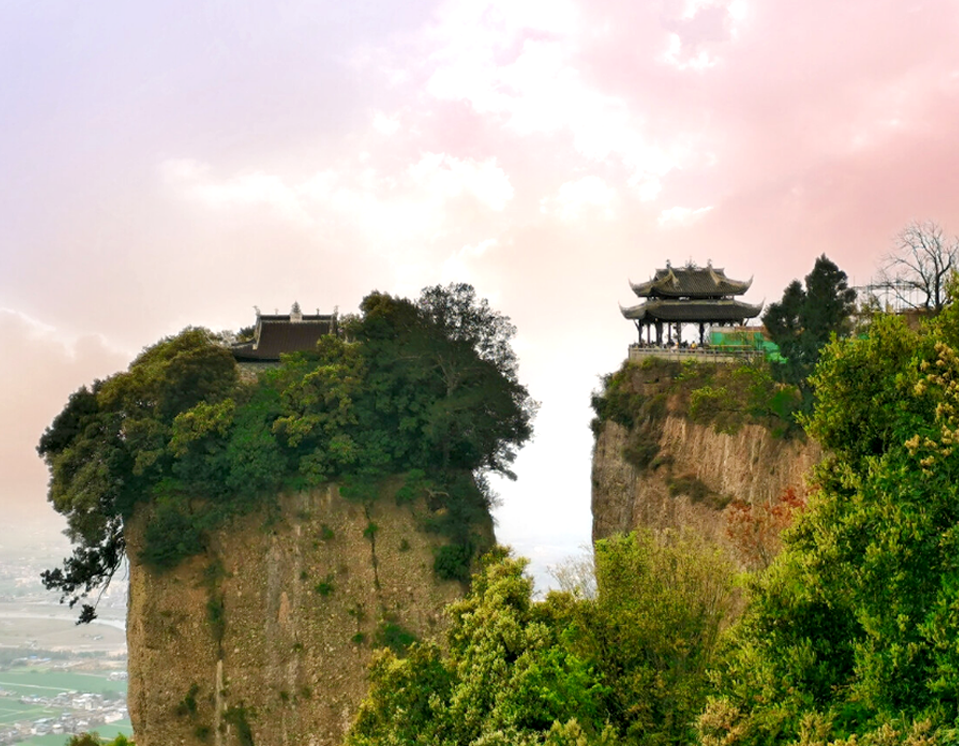 竇圌山景區